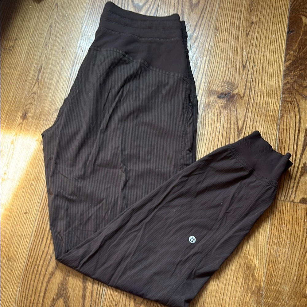 Brown Athletic Leggings